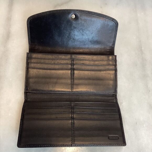 Coach VintageTrifold Leather Full Sized Wallet with Snaphead Button Flap Closure - Picture 12 of 16